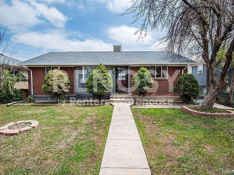 1260 Brentwood St — Photo 13