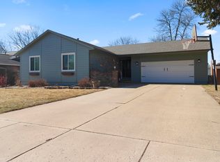 2505 S Pepper Ridge Ave, Sioux Falls, SD 57103