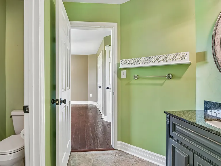 1097 Underwood Rd — Photo 50