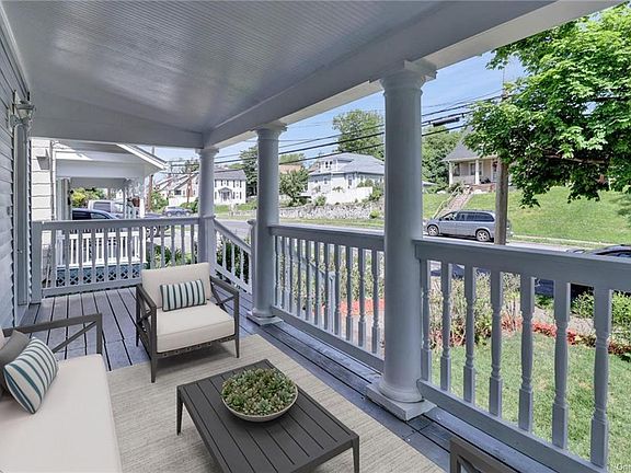 2nd image of 121 Gidney Ave #1