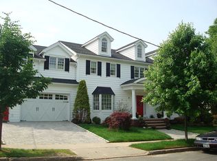 142 Noel St, Staten Island, NY 10312