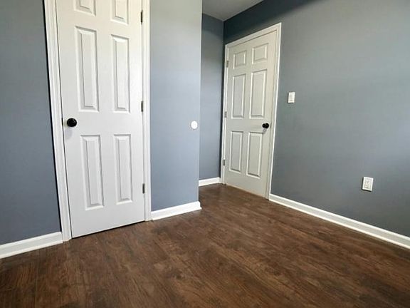 5th image of 390 Lincoln Ave Floor 2
