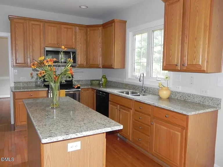 103 Hickorywood Blvd — Photo 7