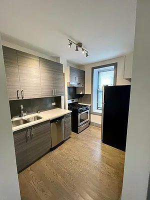 Rented by Abba Realty Associates INC | media 8