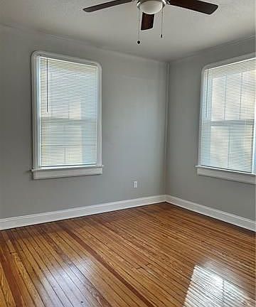 5th image of 2414 Lavender St