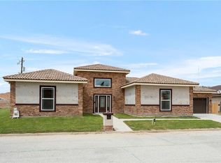 1127 Fairway Ln, Harlingen, TX 78550