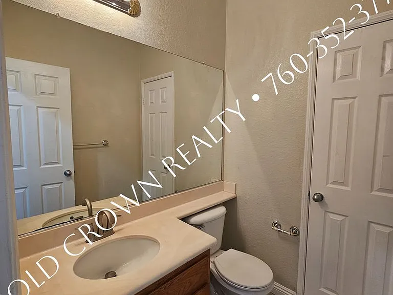 599 Yucca St — Photo 3