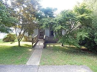 104 Burton Ave, Morrow, OH