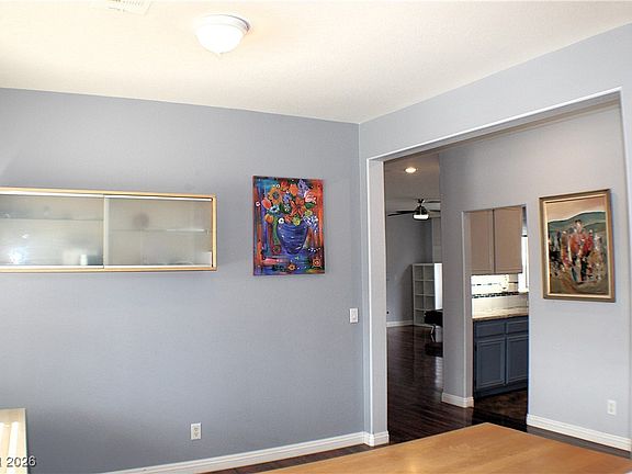 4th image of 2344 Kenneth Ave