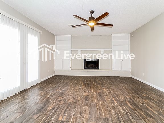 2nd image of 3009 Shadybrook Dr