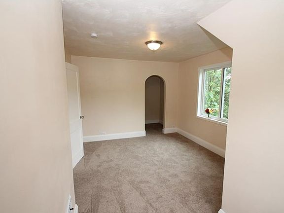 5th image of 1812 Harrison Ave