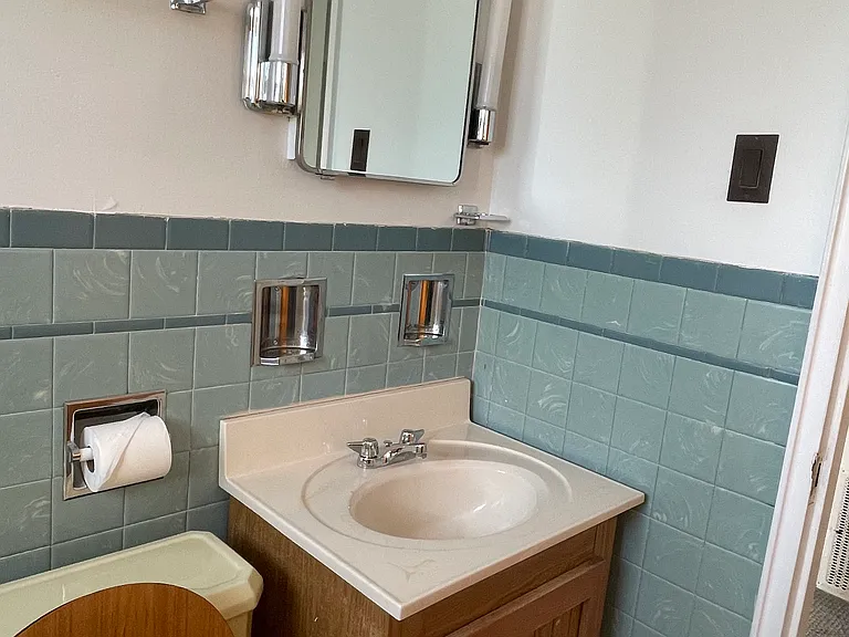 1901 Ley St #3R — Photo 12