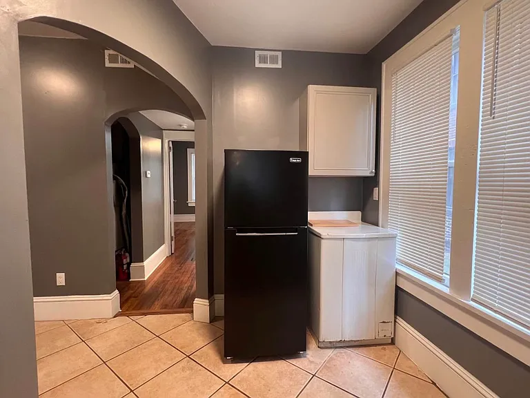 1623 N Liberty St #6 — Photo 8