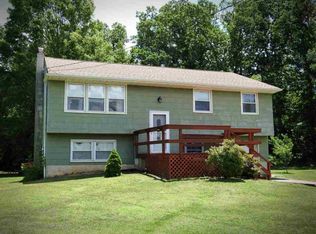2229 Berkeley Dr, Vineland, NJ 08361