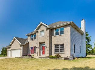 114 Wesley Dr, Peotone, IL 60468