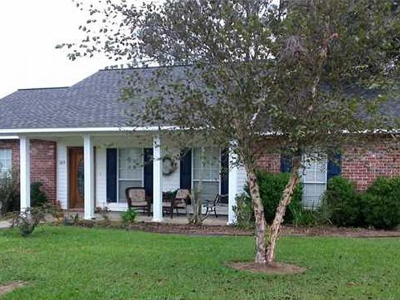 2nd image of 1019 Dove Dr