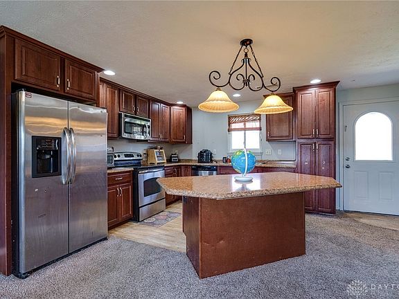 4th image of 4387 Lambeth Dr