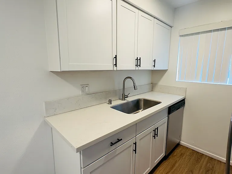 201 Ladera St #3 — Photo 3