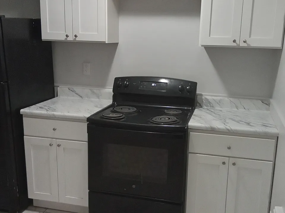 80 Sedgwick Ave #1