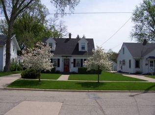 1319 10th St, Beloit, WI 53511