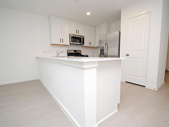 4th image of 3036 Wild Dunes Dr