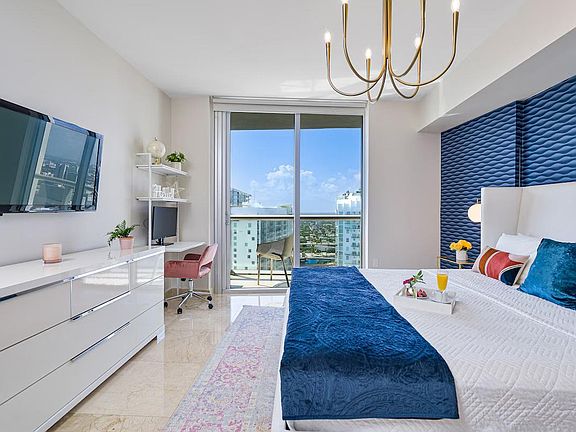 3rd image of 485 Brickell Ave #Id1232245p