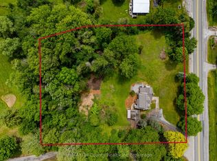 909 James St, Norfolk County, ON N4B 2E3