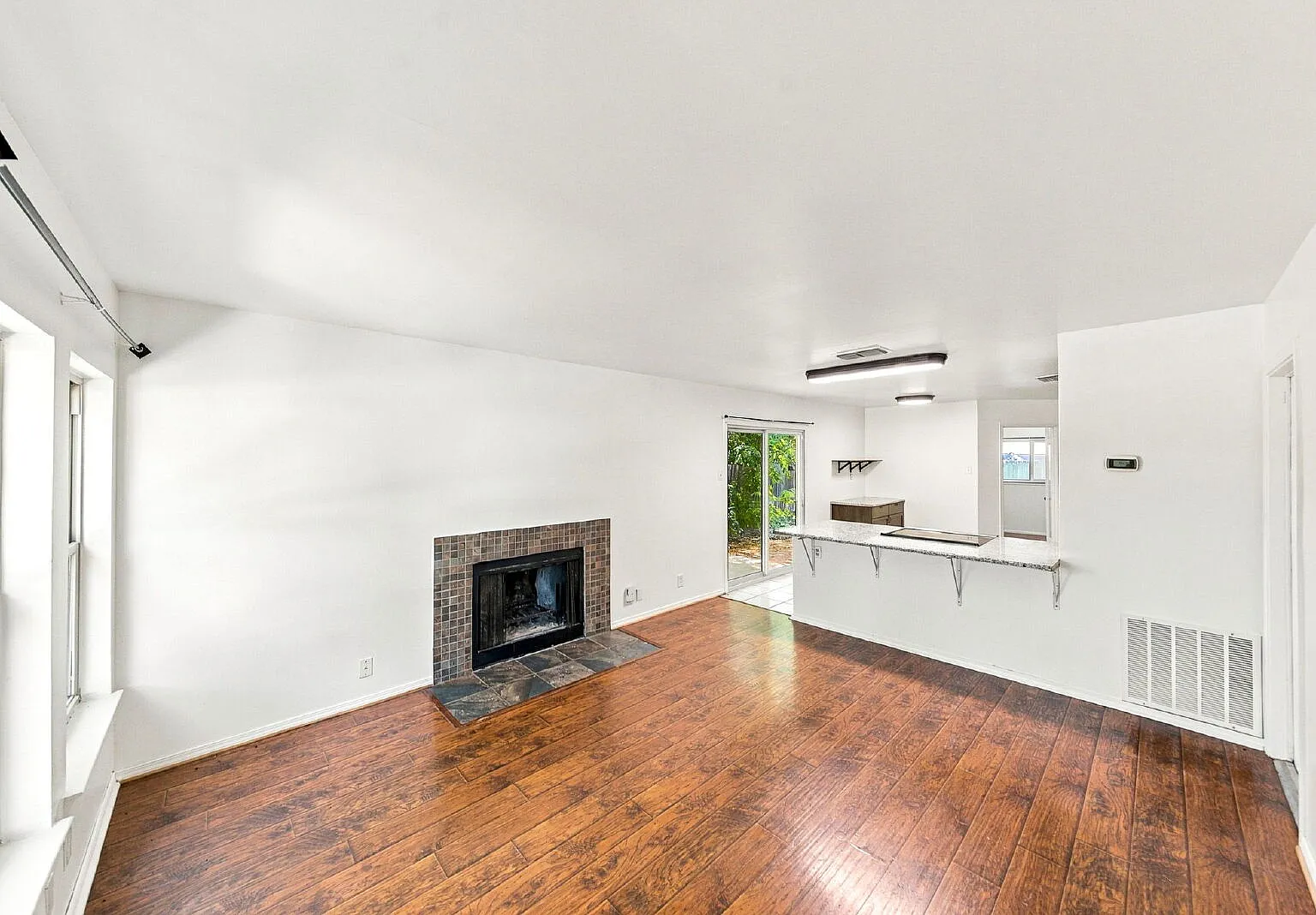 Ask about current rent incentives and specials being offered and book your self guided tour today. — Photo 3