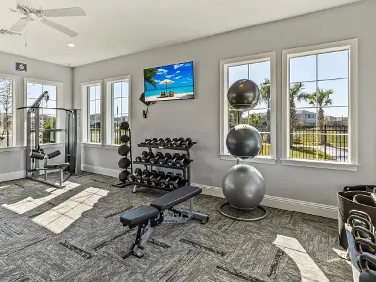 10145 Charlotte Dr — Photo 33