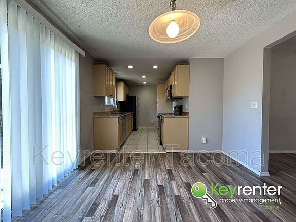 4th image of 7319 S M St