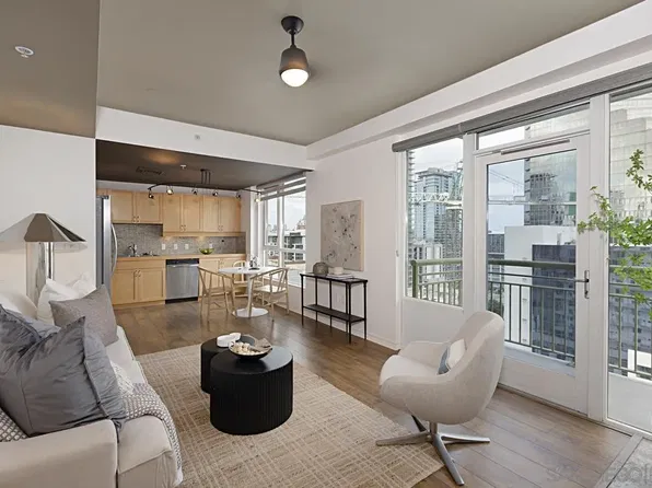 1240 India St Unit 2005, San Diego, CA 92101