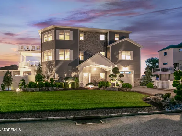15 Cove Road, Toms River, NJ 08753