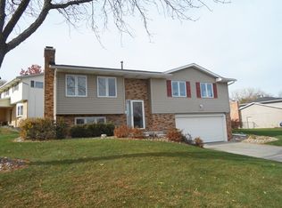 4204 Taylor St, Davenport, IA