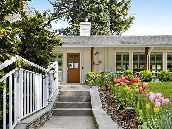 2nd image of 3938 SW 36th Pl