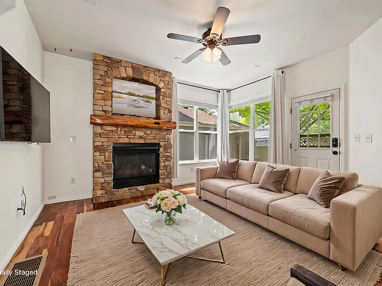 4440 W 63rd Pl — Photo 10