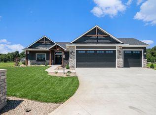 53337 Winfield Ct, Bristol, IN 46507