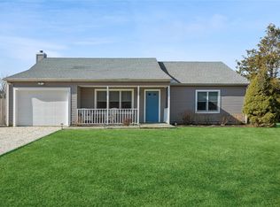 71 Sunup Trl, Riverhead, NY 11901