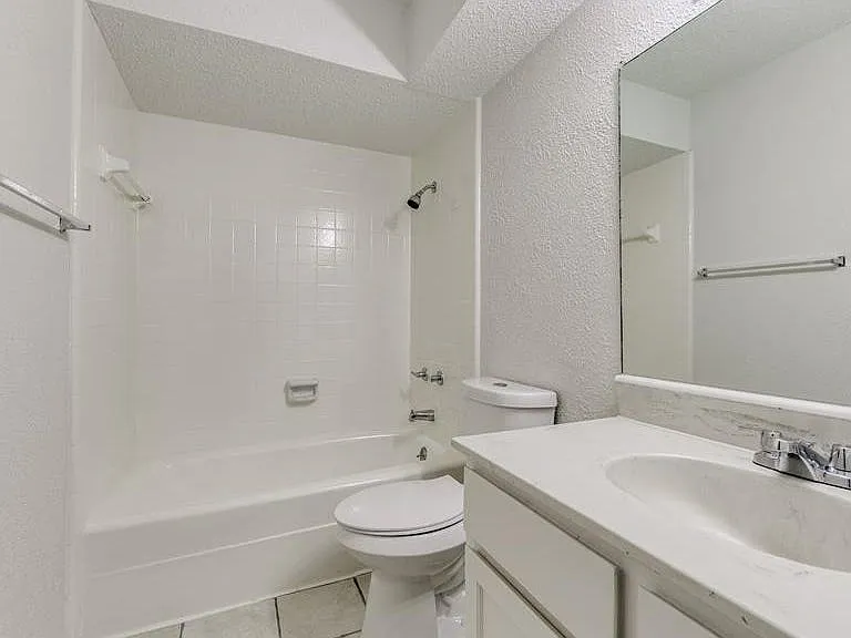 2023 Ct Pl — Photo 11
