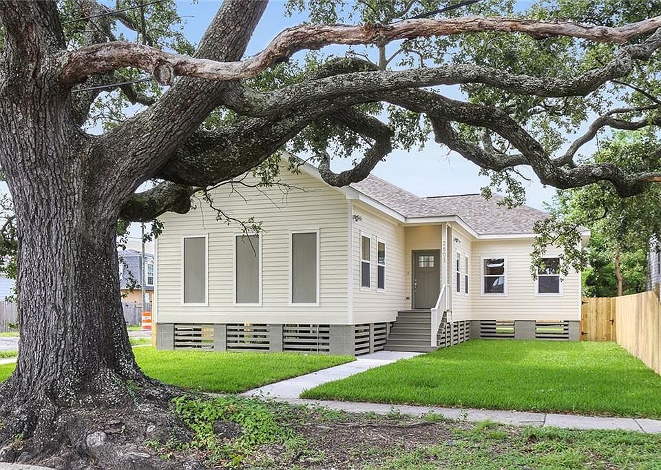 1st image of 2503 Robert E Lee Blvd