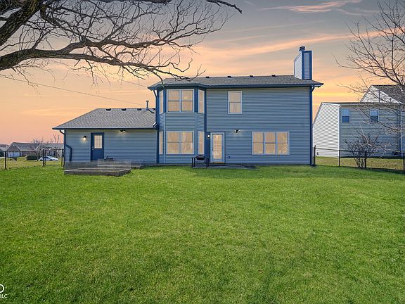 2nd image of 10212 Ironway Dr