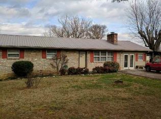 862 S Old Sevierville Pike, Seymour, TN 37865