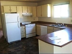 4th image of 2401 55th St #B