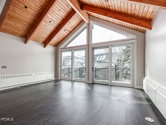3rd image of 1309 Pinnacle Dr