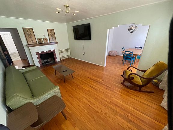 2nd image of 4361 35th St