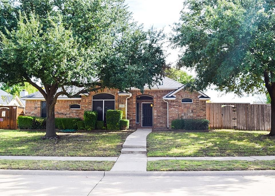 1st image of 7516 Parkbrook Dr