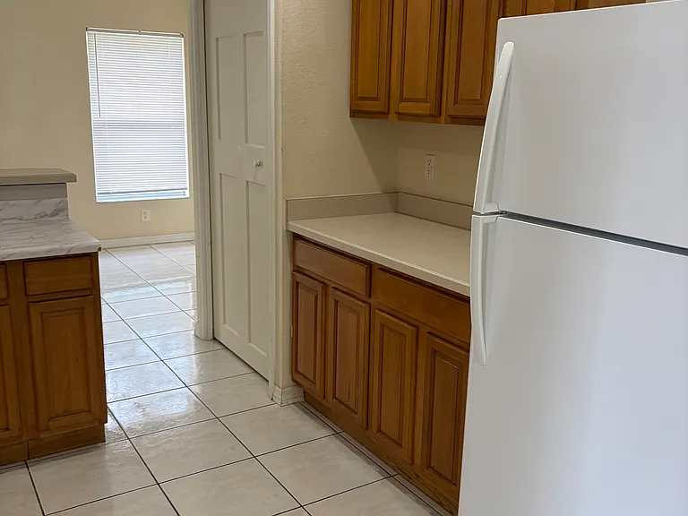 5620 Granada Blvd — Photo 12