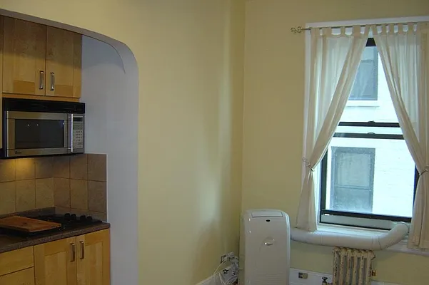 Rented by Corcoran | media 12