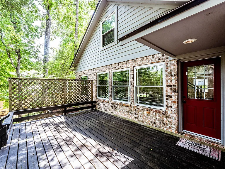 1006 Amesbury Ct — Photo 17