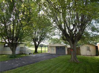 3463 W Us Highway 40, Clayton, IN 46118