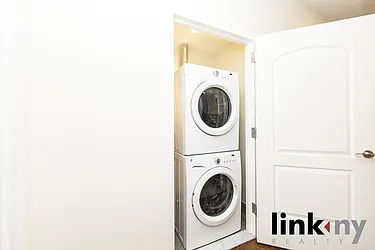 Rented by Link NY Realty